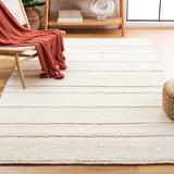 Safavieh Natura 4'-0" x 6'-0" Rug in Ivory