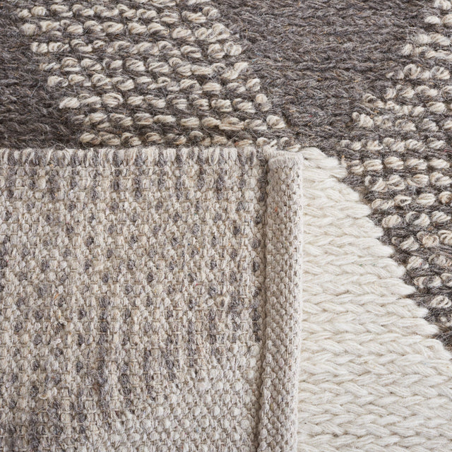 Safavieh Natura Nat219B Ivory/Beige Rug.