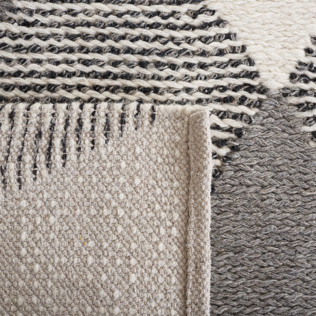 Safavieh Natura Nat219F Ivory/Grey Rug.