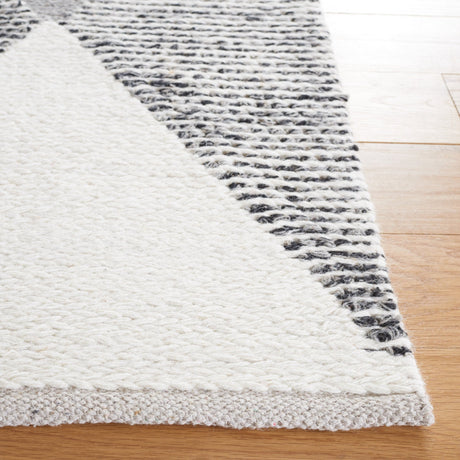 Safavieh Natura Nat219F Ivory/Grey Rug.