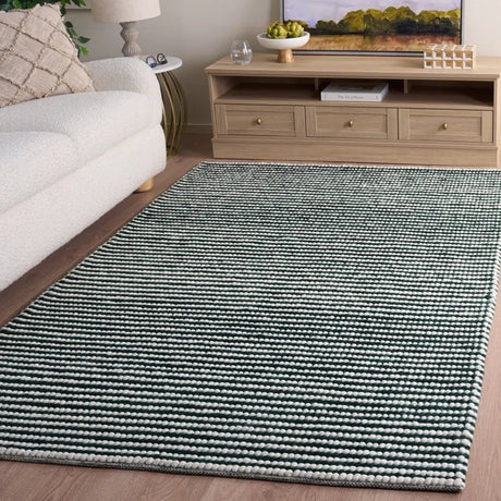 Safavieh Natura 5'-0" x 8'-0" Rug in Ivory / Green