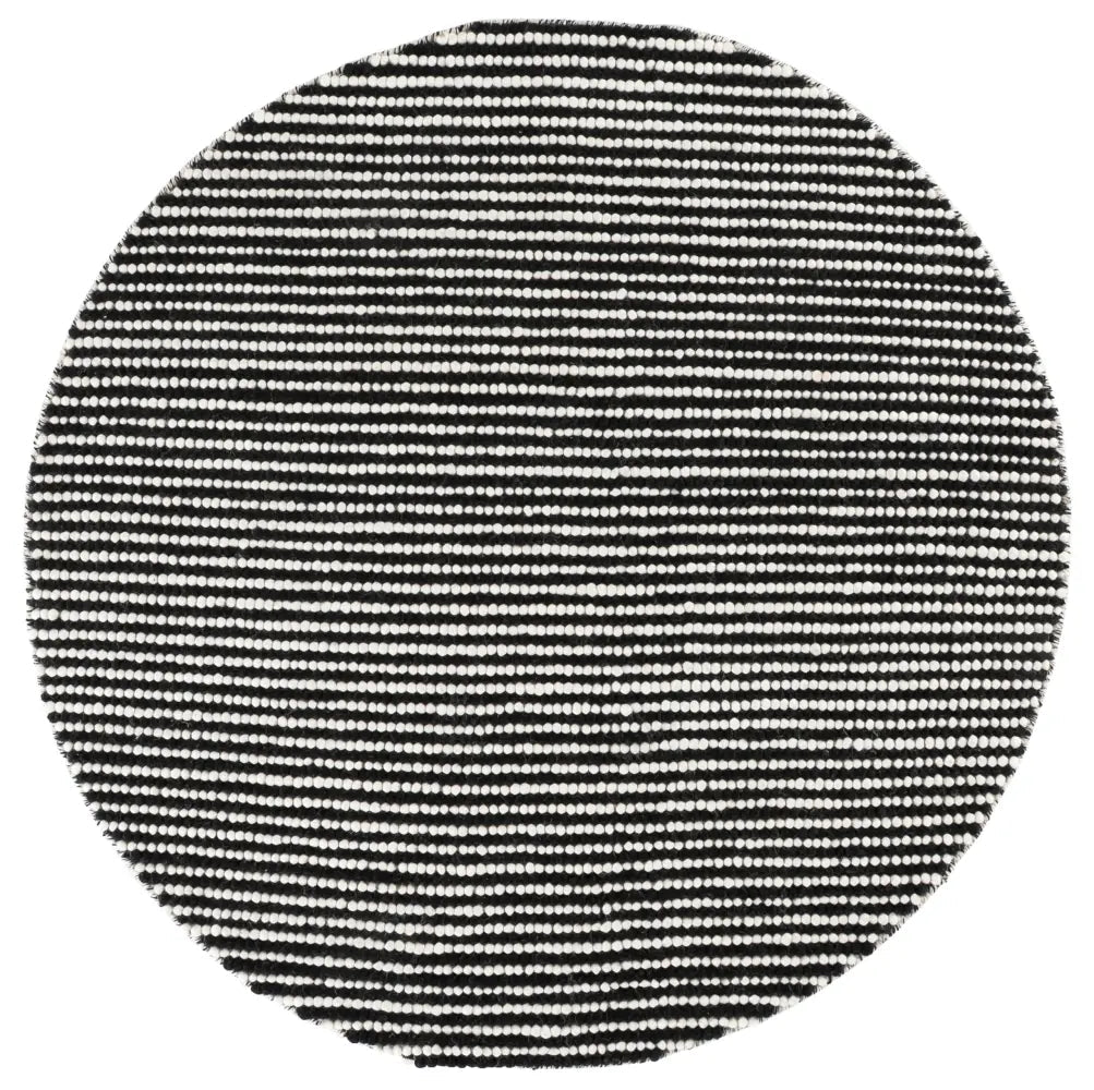 Safavieh Natura 6'-0" x 6'-0" Rug in Ivory / Black
