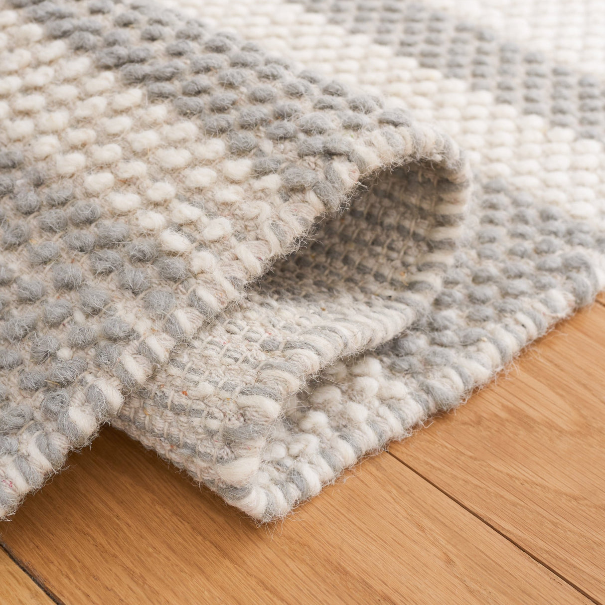 Safavieh Natura Nat225F Ivory/Grey Rug.