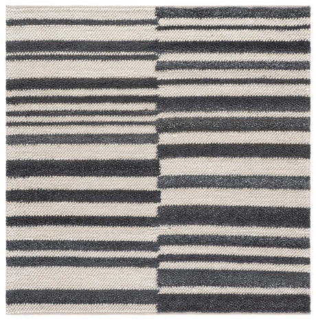 Safavieh Natura 6'-0" x 6'-0" Rug in Dark Grey / Ivory
