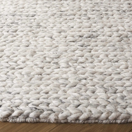 Safavieh Natura 6'-0" x 6'-0" Rug in Light Grey / Beige