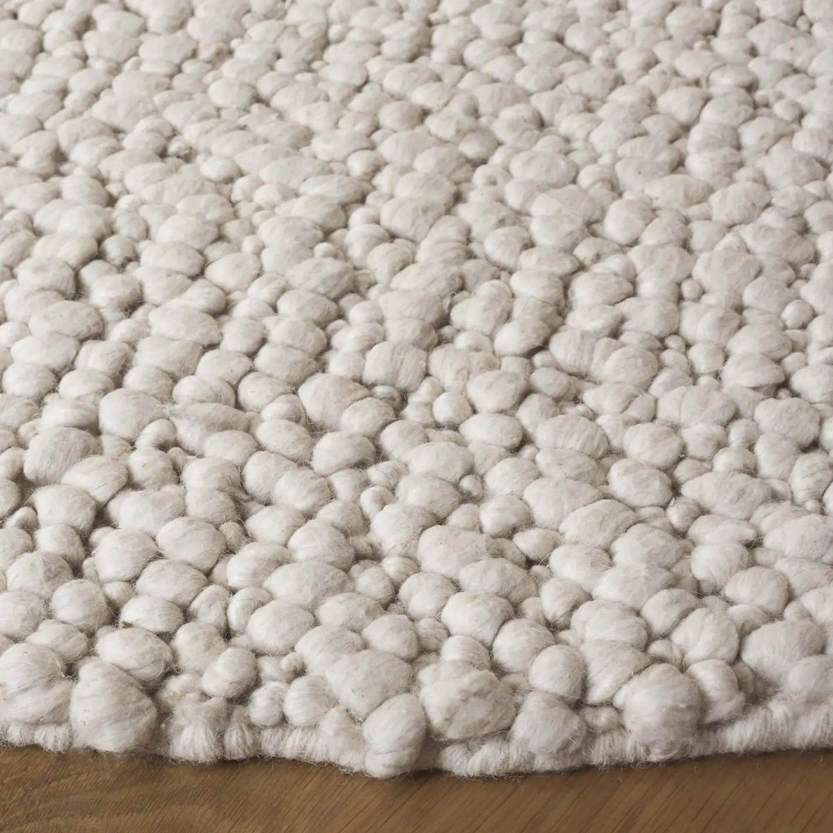 Safavieh Natura 6'-0" x 6'-0" Rug in Light Beige