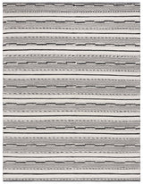 Safavieh Natura Nat281Z Black/Ivory Rug.