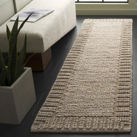 Safavieh Natura 2'-3" x 8'-0" Rug in Taupe