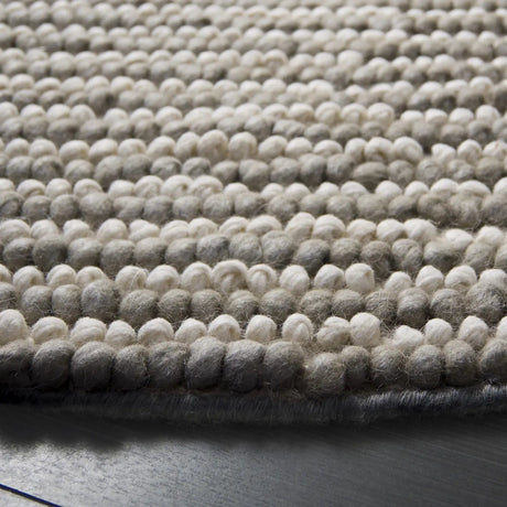 Safavieh Natura 6'-0" x 6'-0" Rug in Grey / Ivory