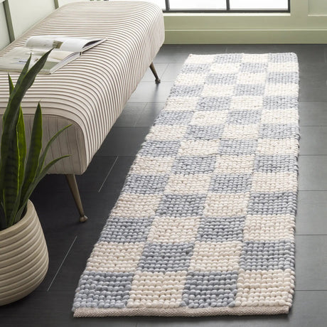 Safavieh Natura 2'-3" x 8'-0" Rug in Light Blue / Ivory