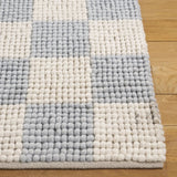 Safavieh Natura 4'-0" x 6'-0" Rug in Light Blue / Ivory