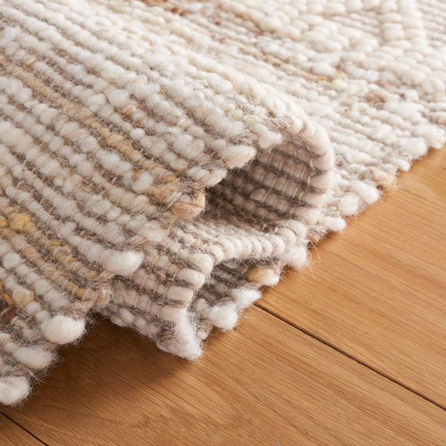 Safavieh Natura Nat295A Ivory/Beige Rug.