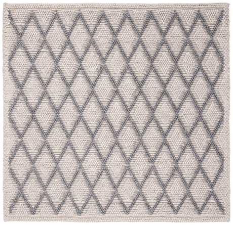 Safavieh Natura Nat313G Silver Rug.