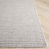 Safavieh Natura 4'-0" x 6'-0" Rug in Grey / Ivory