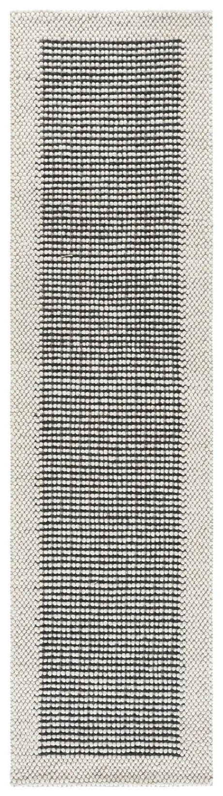 Safavieh Natura 2'-3" x 9'-0" Rug in Ivory / Black