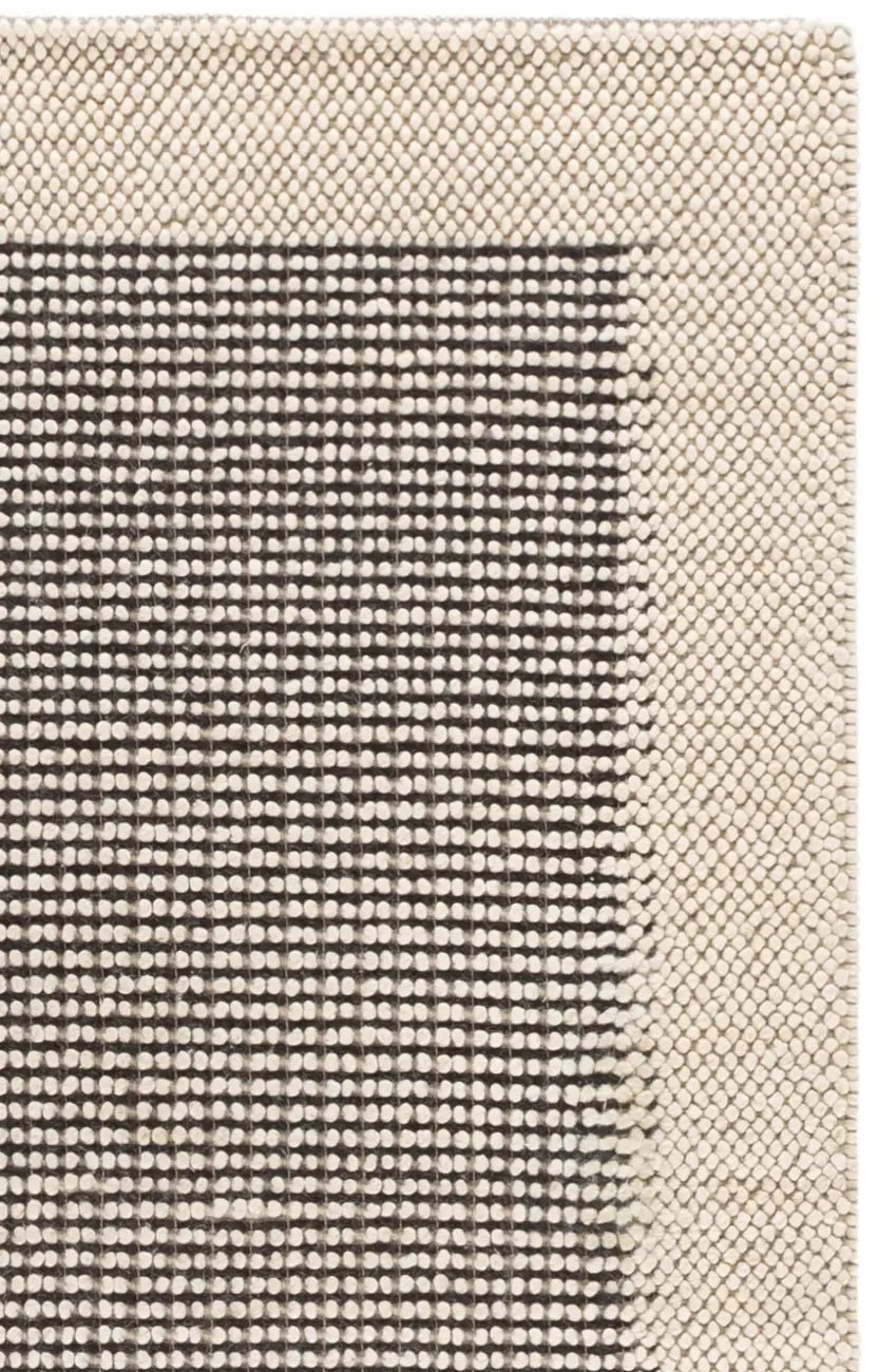 Safavieh Natura 5'-0" x 8'-0" Rug in Ivory / Black