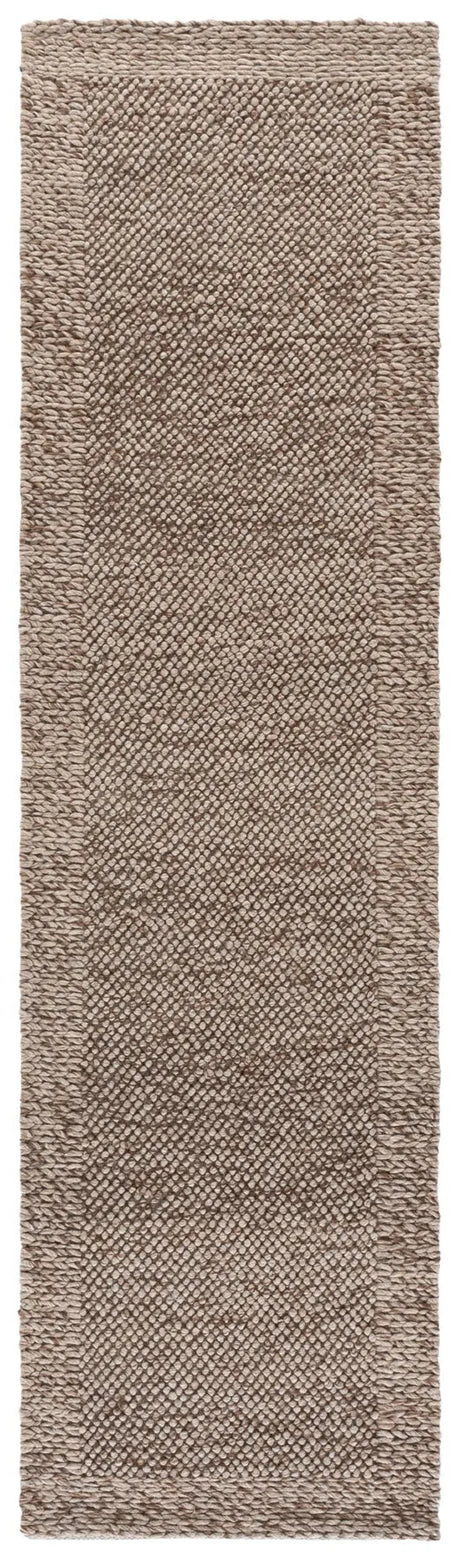Safavieh Natura 2'-3" x 9'-0" Rug in Light Brown