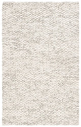 Safavieh Natura 4'-0" x 6'-0" Rug in Green / Ivory