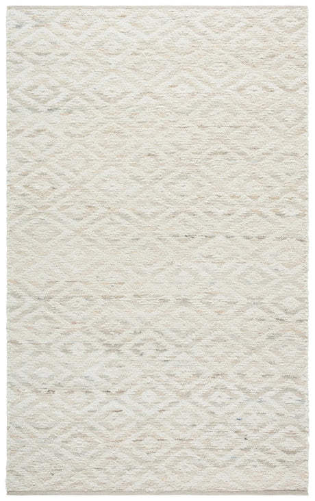 Safavieh Natura 4'-0" x 6'-0" Rug in Beige / Ivory