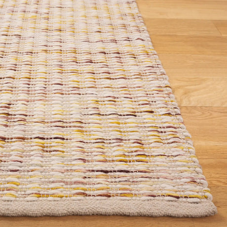Safavieh Natura 4'-0" x 6'-0" Rug in Gold / Ivory