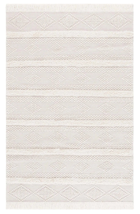 Safavieh Natura 4'-0" x 6'-0" Rug in Natural / Ivory