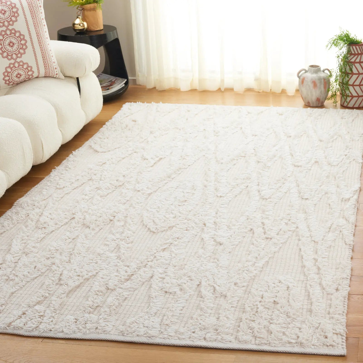 Safavieh Natura 4'-0" x 6'-0" Rug in Ivory