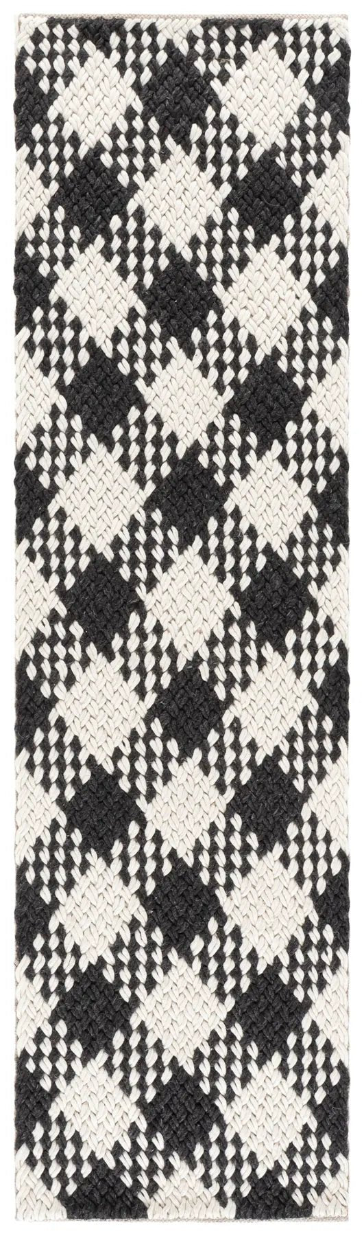 Safavieh Natural Fiber Couture 2'-3" x 8'-0" Rug in Ivory / Black
