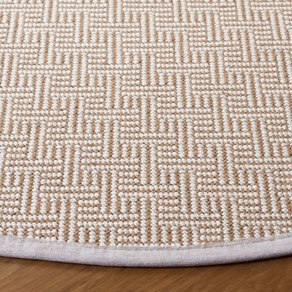 Safavieh Natural Fiber 6'-0" x 6'-0" Rug in Natural / Ivory