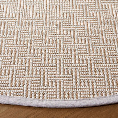 Safavieh Natural Fiber 6'-0" x 6'-0" Rug in Natural / Ivory