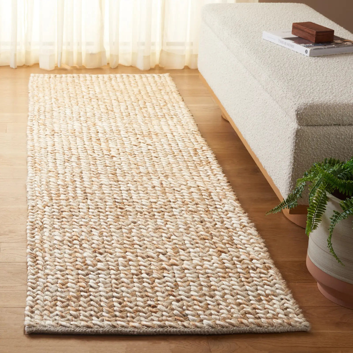 Safavieh Natural Fiber 2'-3" x 8'-0" Rug in Natural / Bleach