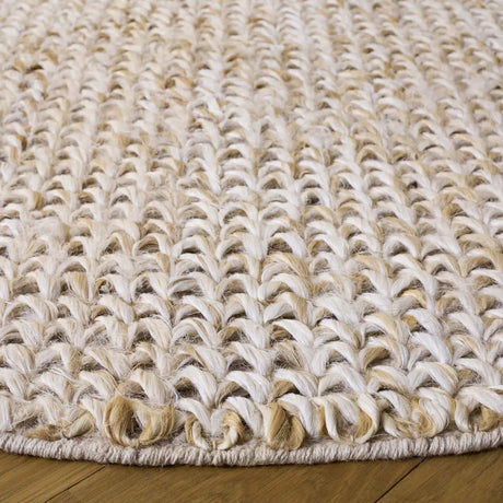 Safavieh Natural Fiber 6'-0" x 6'-0" Rug in Natural / Bleach