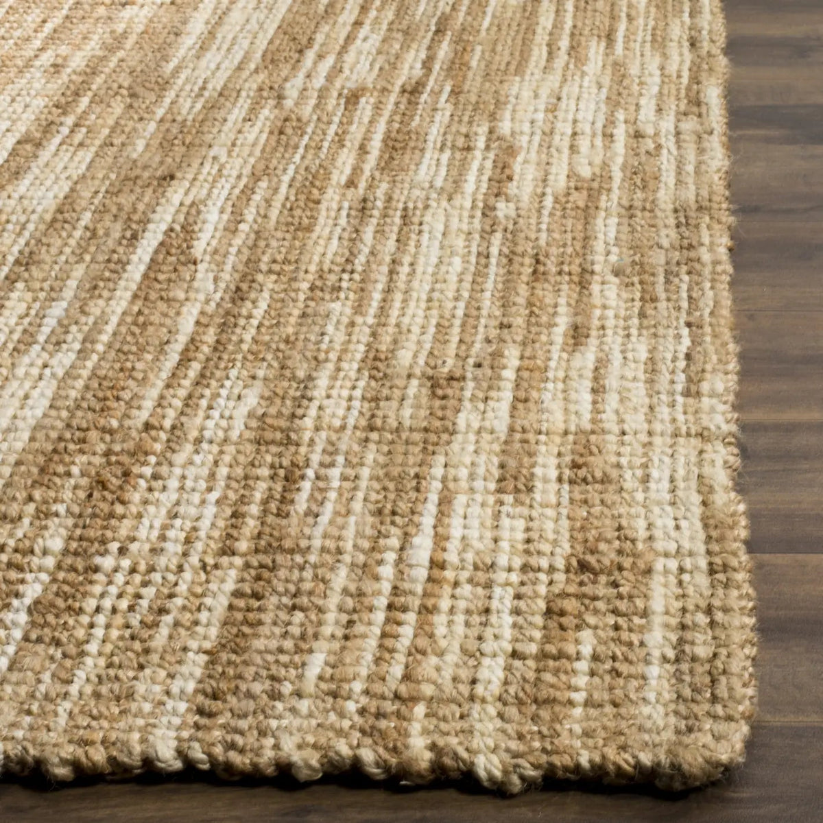 Safavieh Natural Fiber 4'-0" x 6'-0" Rug in Natural / Cream