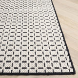Safavieh Natural Fiber 4'-0" x 6'-0" Rug in Ivory / Black