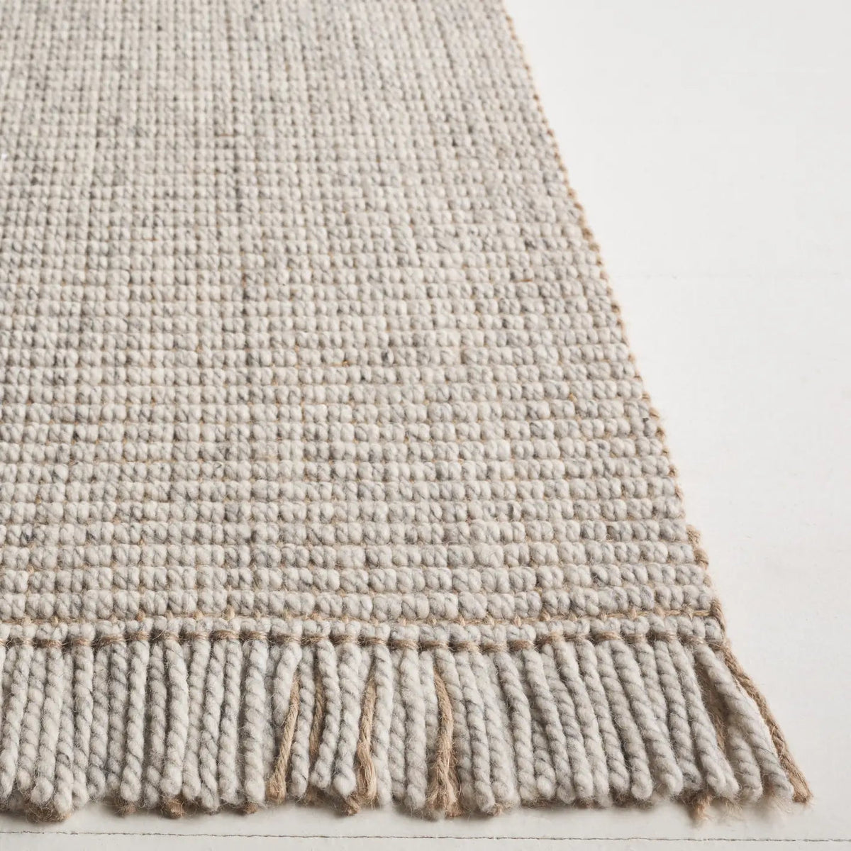 Safavieh Natural Fiber 4'-0" x 6'-0" Rug in Grey