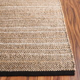 Safavieh Natural Fiber 4'-0" x 6'-0" Rug in Light Brown / Beige