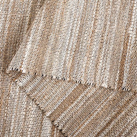 Safavieh Natural Fiber 4'-0" x 6'-0" Rug in Natural / Grey