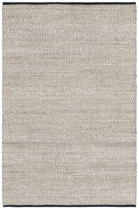Safavieh Natural Fiber 4'-0" x 6'-0" Rug in Beige