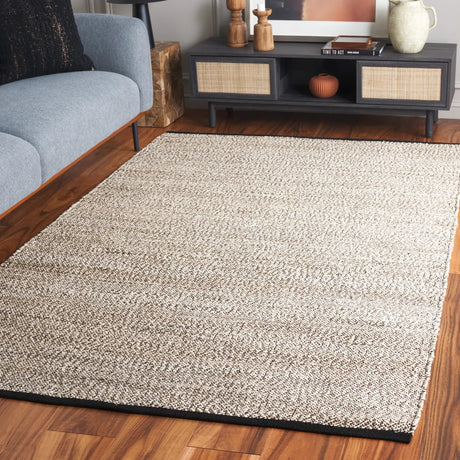Safavieh Natural Fiber 4'-0" x 6'-0" Rug in Beige
