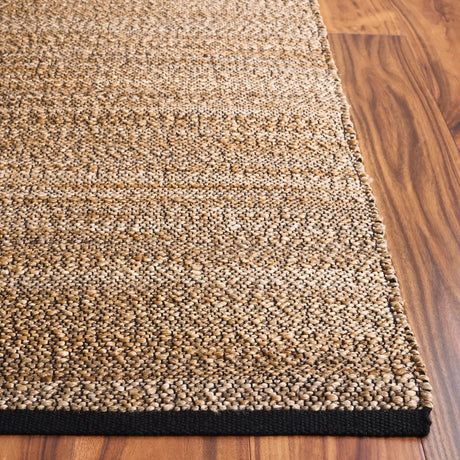 Safavieh Natural Fiber 4'-0" x 6'-0" Rug in Natural / Brown