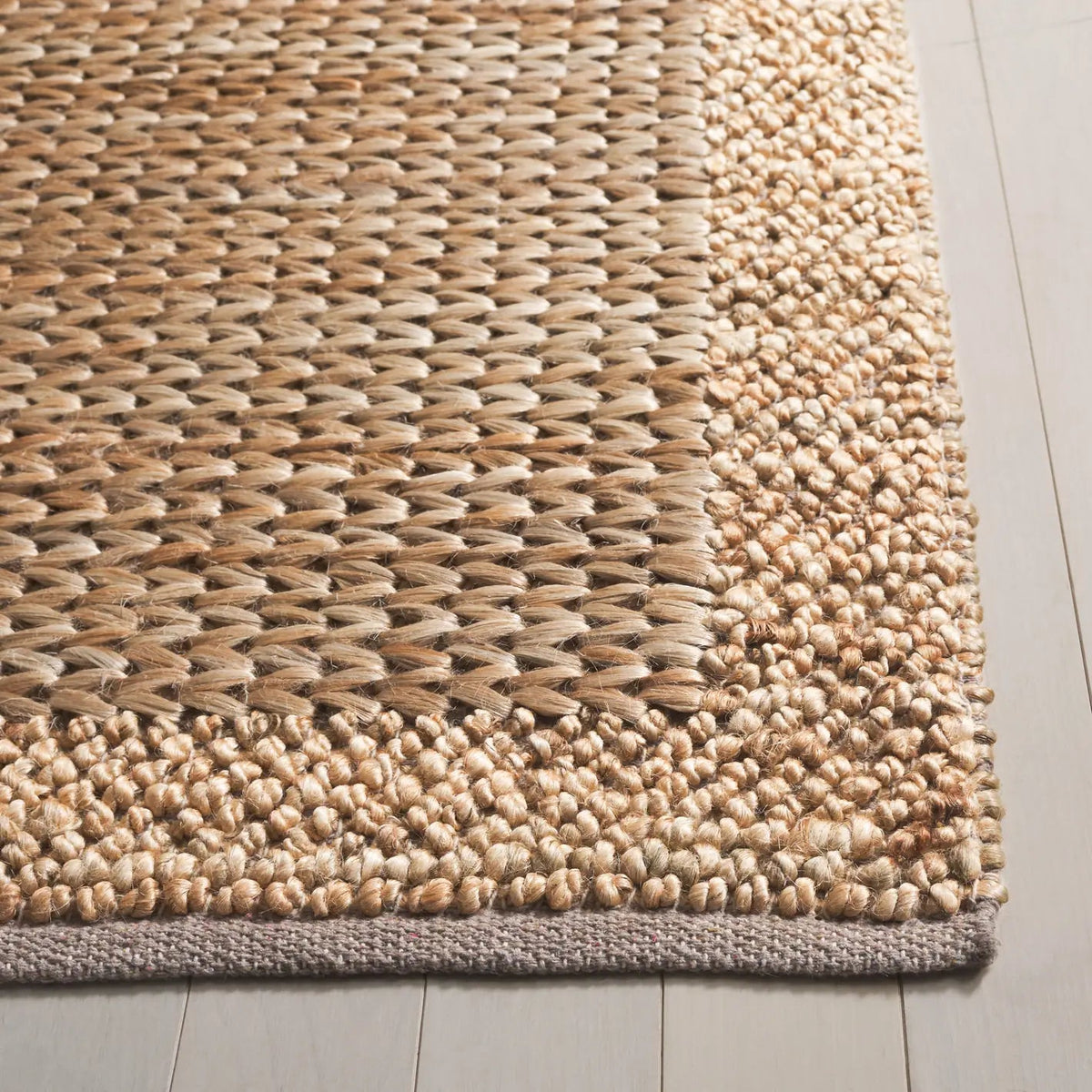 Safavieh Natural Fiber 4'-0" x 6'-0" Rug in Natural