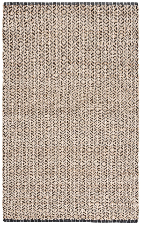 Safavieh Natural Fiber 4'-0" x 6'-0" Rug in Natural / Black