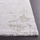 Safavieh Neptune 4'-0" x 6'-0" Rug in Light Grey / Grey