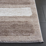 Safavieh Northport 800 4'-0" x 6'-0" Rug in Taupe / Ivory