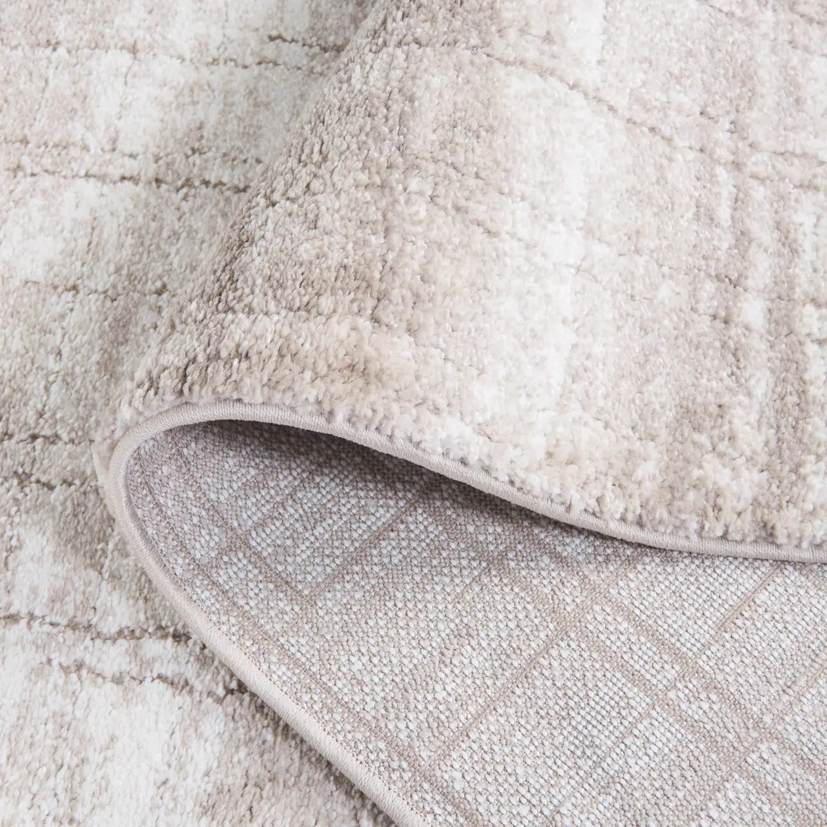 Safavieh Northport 800 4'-0" x 6'-0" Rug in Taupe / Ivory