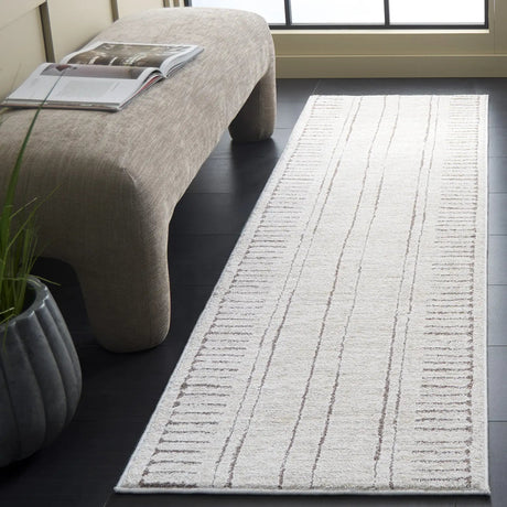 Safavieh Northport 2'-2" x 8'-0" Rug in Ivory / Beige