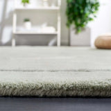 Safavieh Novelty 5'-0" x 8'-0" Rug in Green
