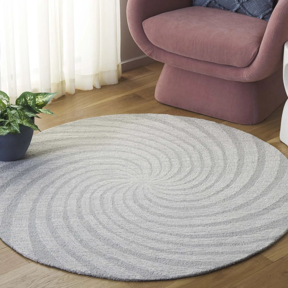 Safavieh Novelty 3'-0" x 3'-0" Rug in Grey / Ivory