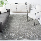 Safavieh Novelty 8'-0" x 10'-0" Rug in Black / Ivory
