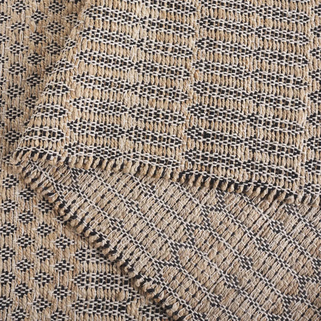 Safavieh Organica 4'-0" x 6'-0" Rug in Natural / Black