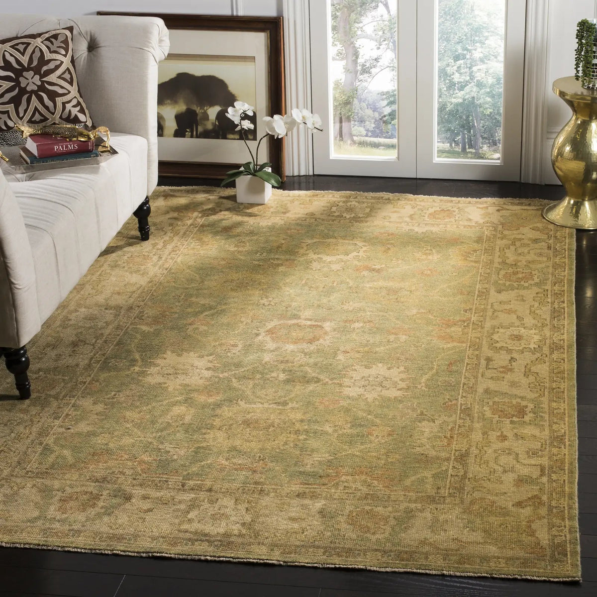 Safavieh Oushak 6'-0" x 9'-0" Rug in Green / Beige